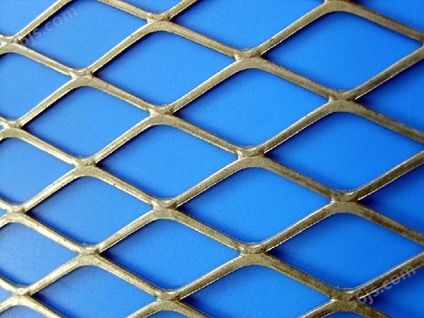 标准菱形钢板网 - 安平县强佑丝网制造有限公司图片1